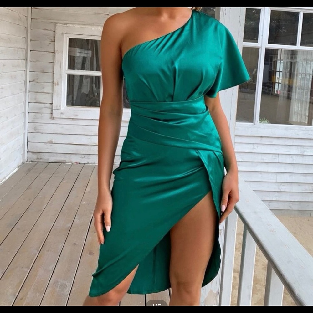Satin One shoulder ruched asymmetrical hem dress